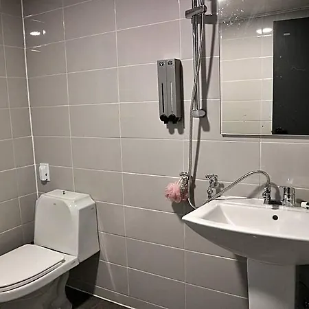 Zzzip Guesthouse In Hongdae