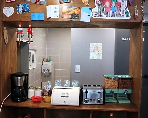 Zzzip In Hongdae 2* Seoel